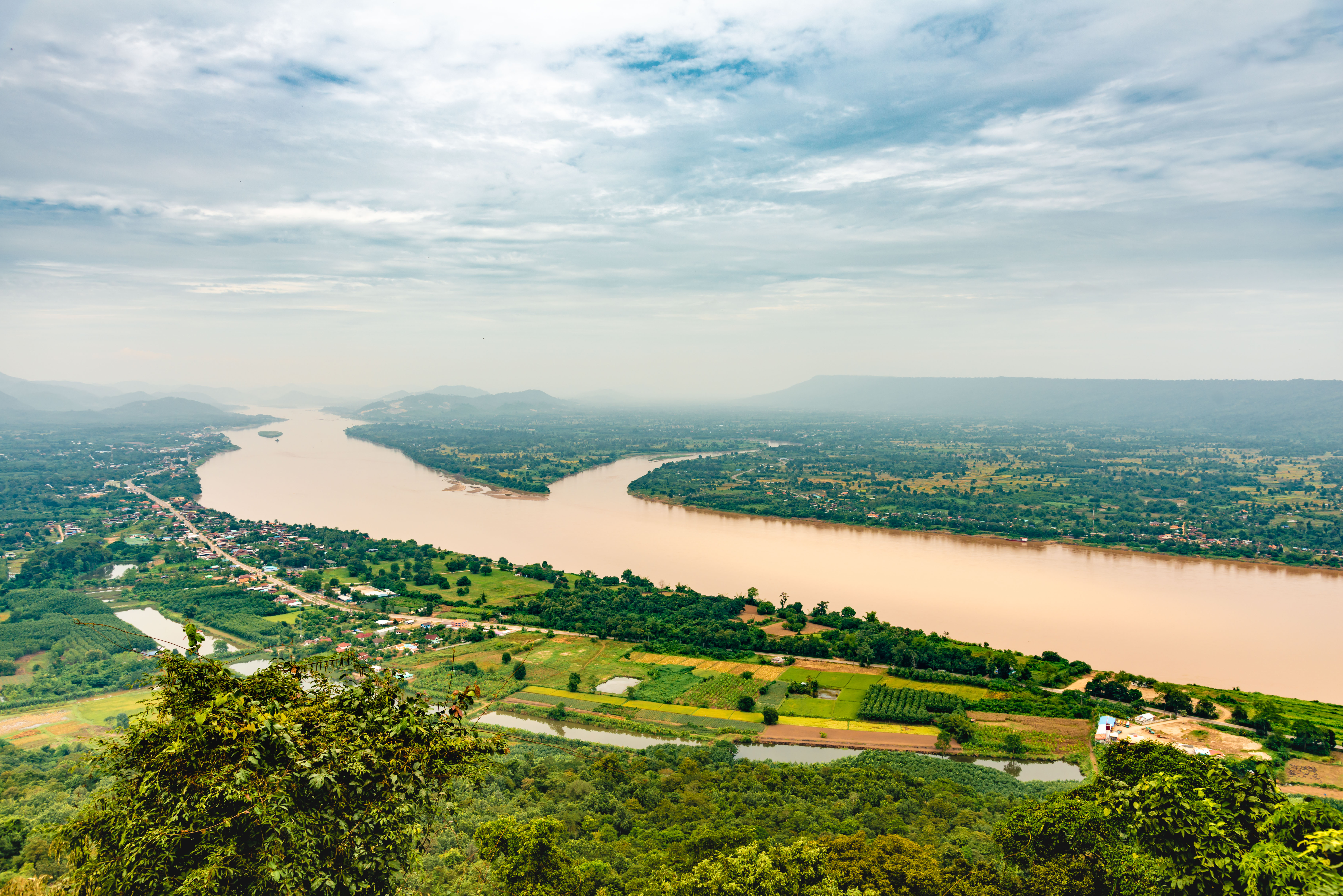 TL170829-The-Mekong-at-Sangkhom.jpg