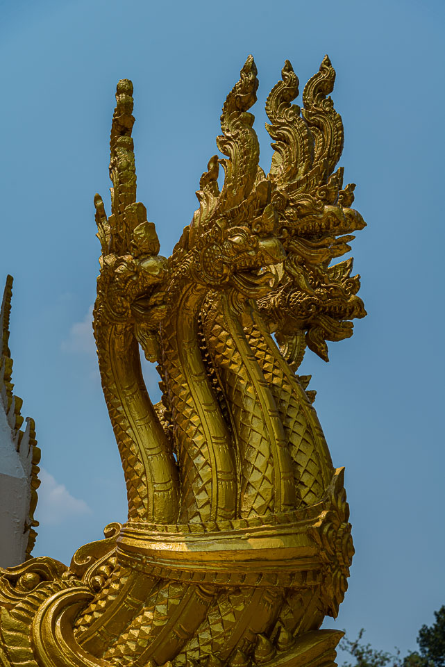 TL160261-Naga's-at-Wat-Wat-Phra-That-Nong-Buang.jpg