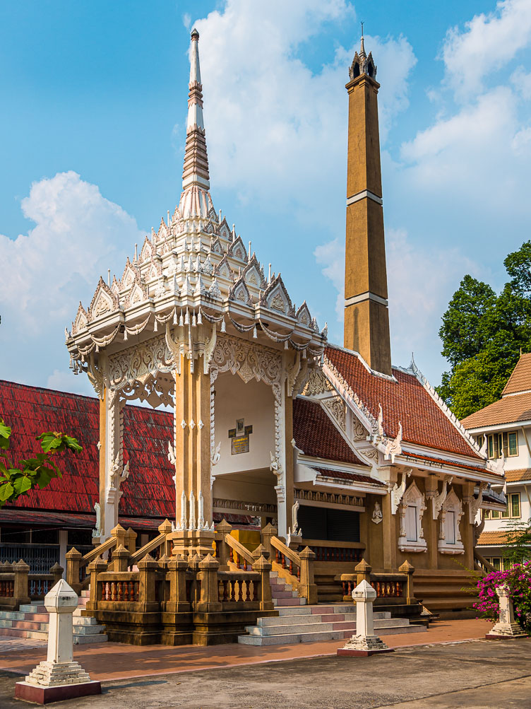 TL160284-Wat-Maneewanaram.jpg