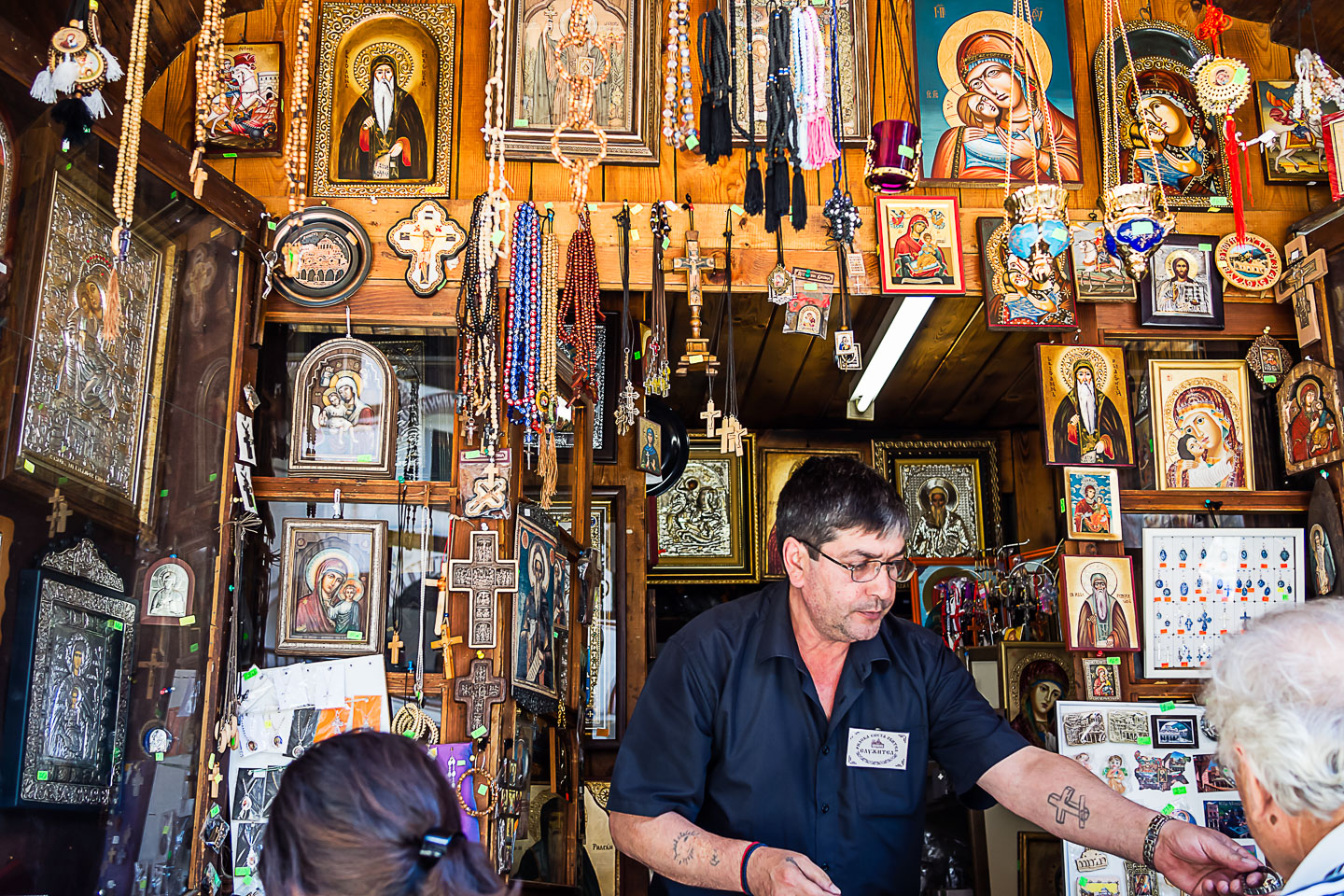 BG120423E-Rila-Monastery-souvenir-shop.jpg