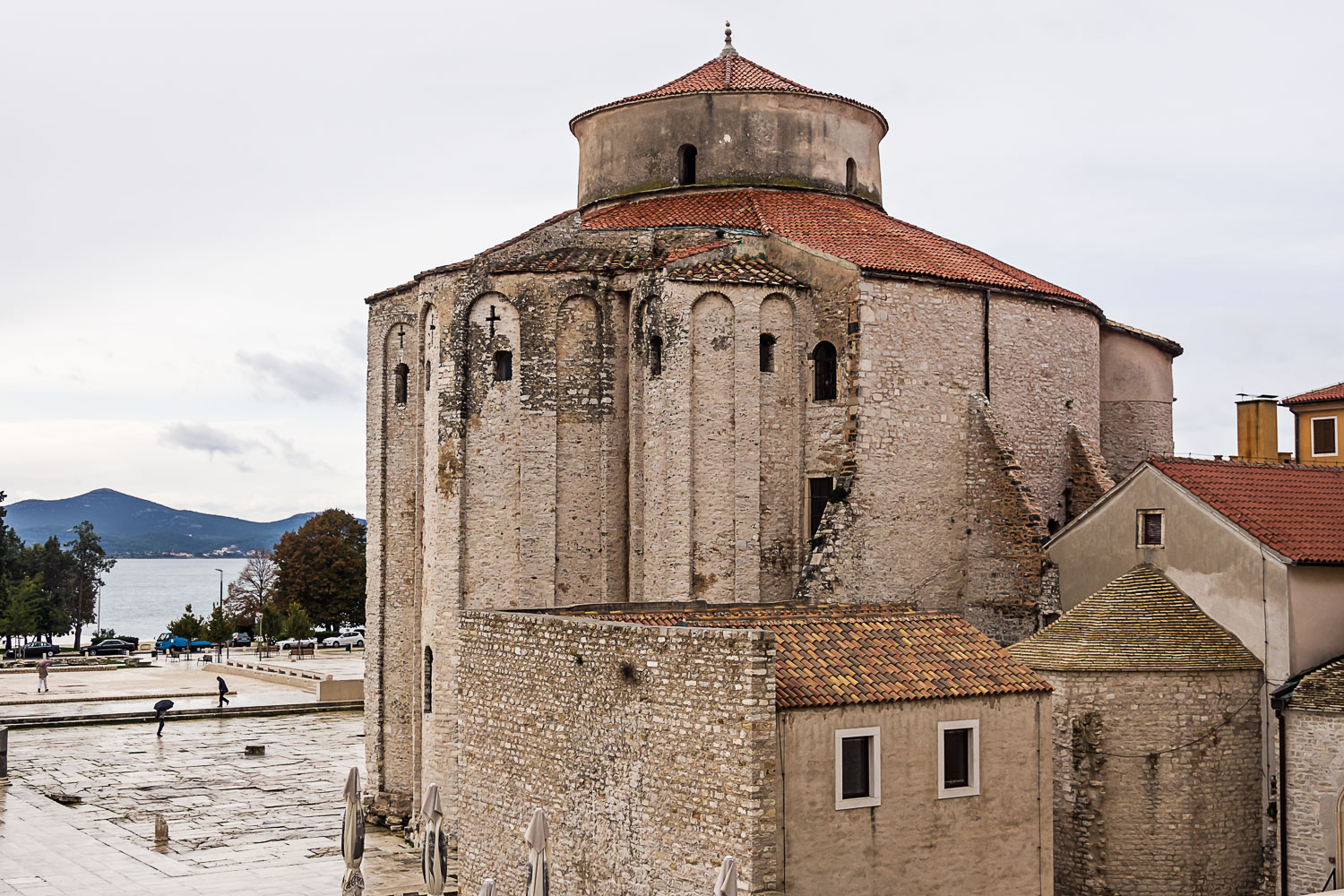 CR120727E-Zadar-St-Donatus-church.jpg