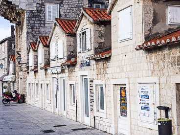 CR120441E-Trogir_v1.jpg CR120441E-Trogir_v1.jpg