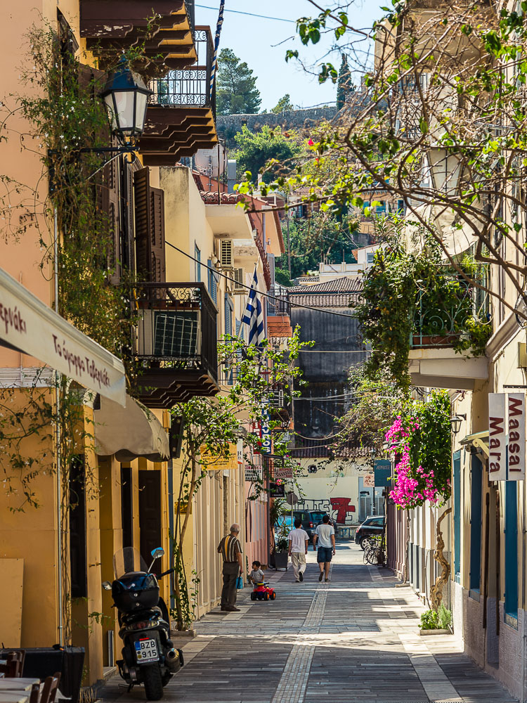 HALCruise-130345-Nafplion-street-view_v1.jpg