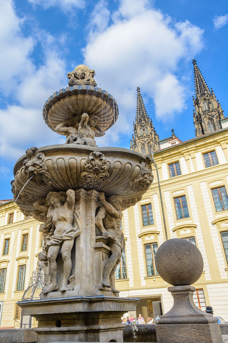 CZ151063-Fountain-in-Prague-Castle.jpg