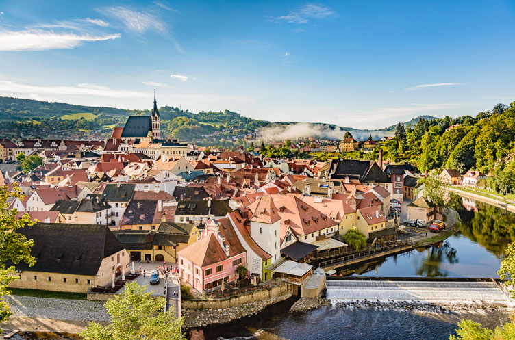 CZ15174-Cesky-Krumlov-View-over-the-town-2.jpg