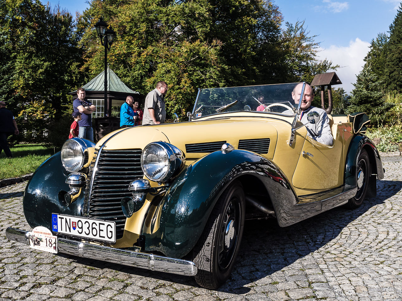 CH14132-Aero-Roadster-approx-1935.jpg