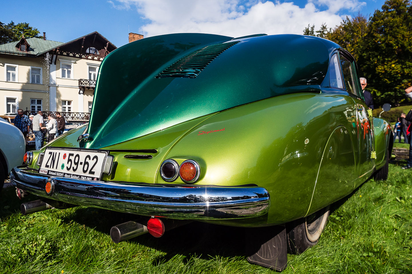 CH14164-Tatra-87-1946.jpg