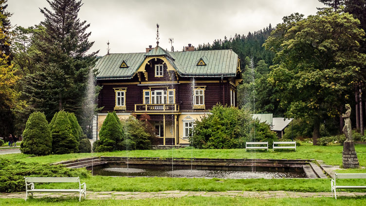 CH14049-Edit-Karlova-Studanka-Spa_.jpg