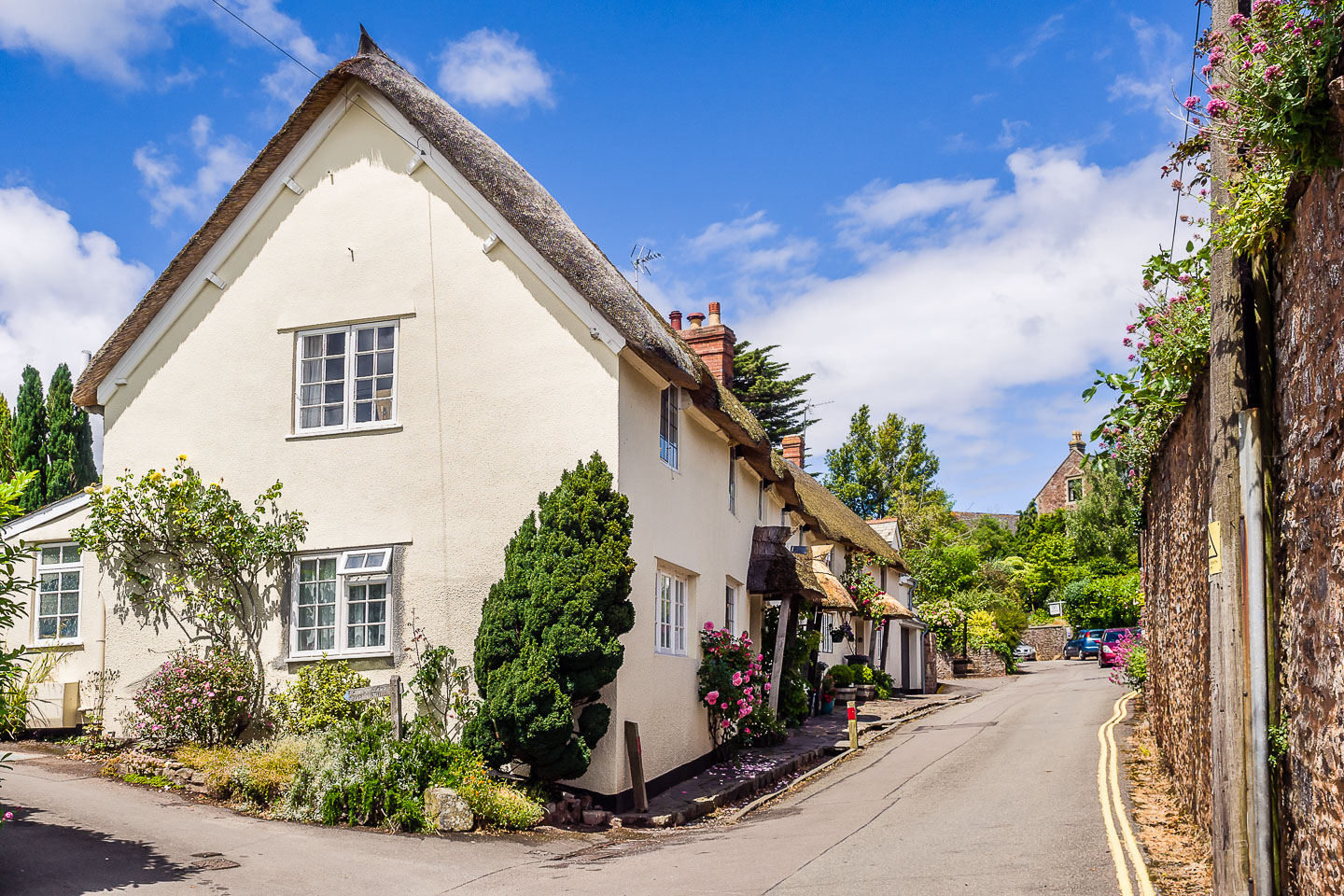 GB150047-E-Dunster-Streetview-with-cottages.jpg