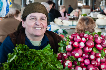 GE110195-1-Talavi-market.jpg