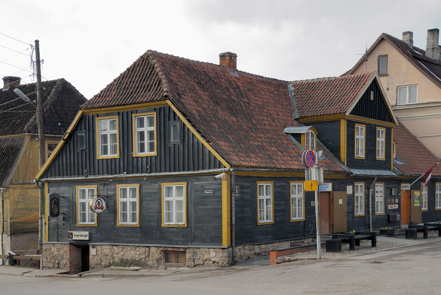 LE080238-Kuldiga---the-world-oldest-wooden-building.jpg