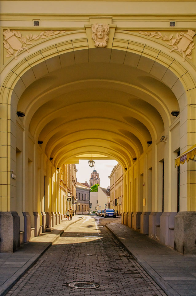 LI090223-Edit-Vilnius-underpass.jpg