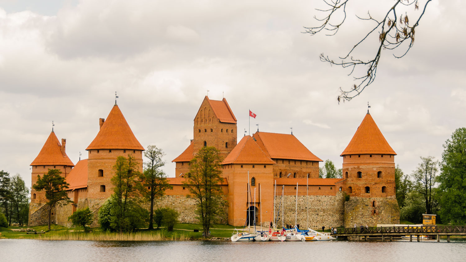 LI090107-Trakai-Castle_v1.jpg