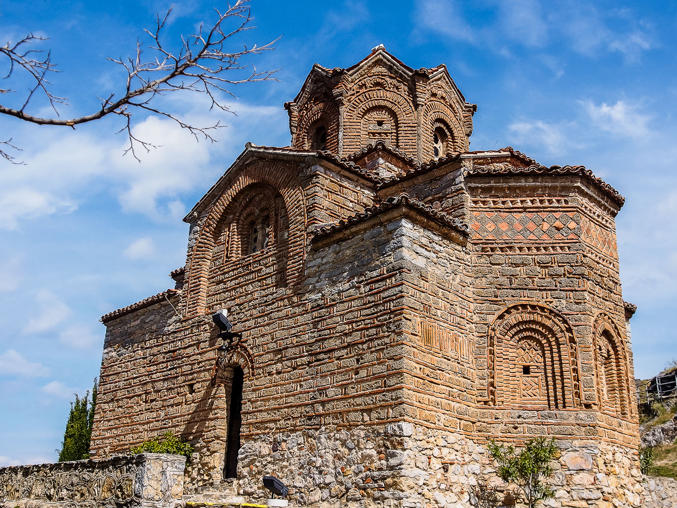 MA140065E-Ohrid-Sveti-Jovan-Kaneo_v1.jpg