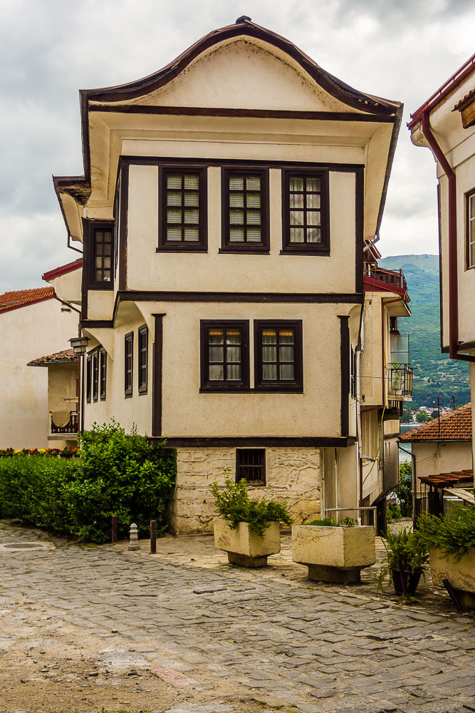 MA140183E-Ohrid-typical-house.jpg