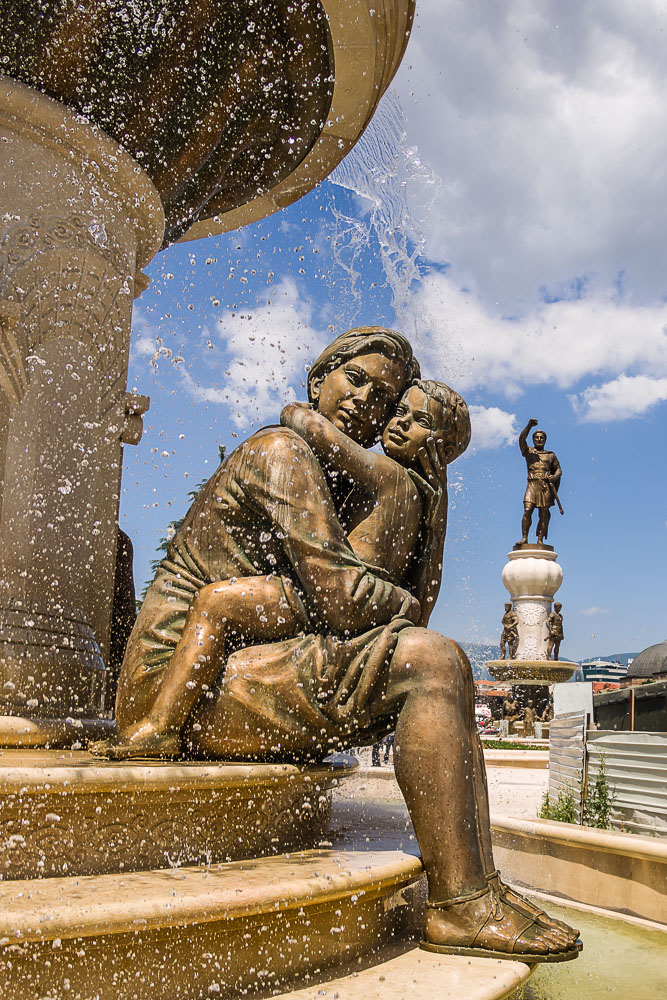 MA140515E-Fountain-of-the-Mothers-of-Macedonia.jpg