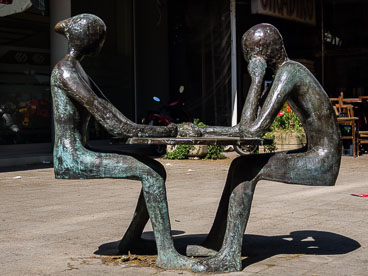 MA140598E-sitting-at-a-table_v1.jpg MA140598E-sitting-at-a-table_v1.jpg