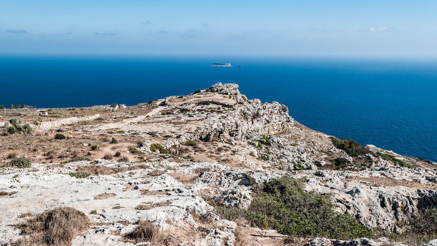 MA10240-Cliffs-of-Dingli_v1.jpg