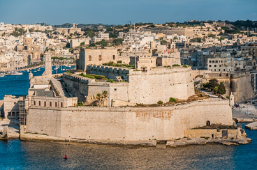 MA10144-The-fortifications-of-Valetta.jpg MA10144-The-fortifications-of-Valetta.jpg