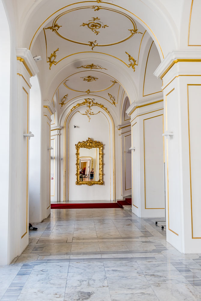 SL15102-Corridor-of-bratislava-Palace.jpg