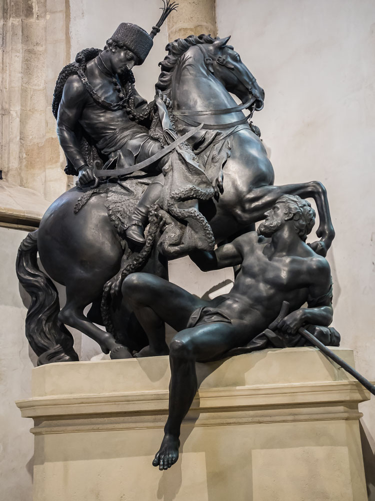 SL15143-Bratislava-Statue-of-St-Martin-in-st-Martins-Cathedral.jpg