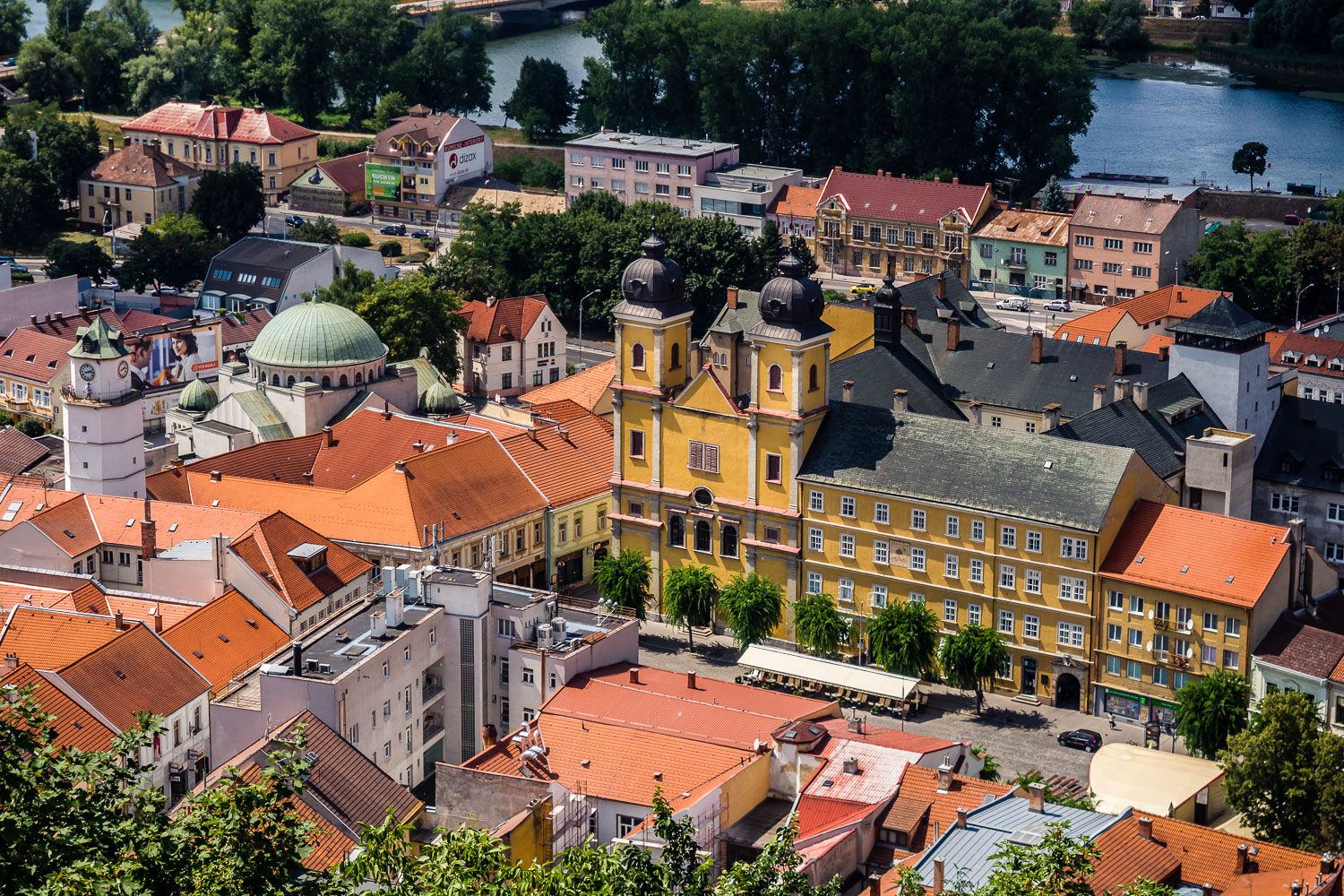 SL15223-Trencin-view-from-the-castle.jpg