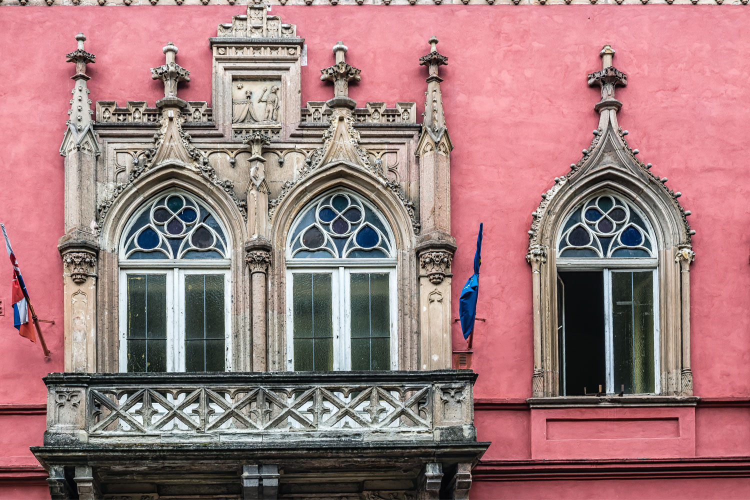 SL15515-Edit-Kosice-decorated--balconies-and-windows.jpg