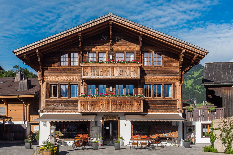 Saanen-typical Chalet P1040245-Saanen-typical-Chalet.jpg