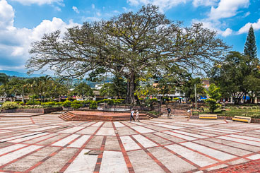 CO150411EE-Timannia-village-square.jpg CO150411EE-Timannia-village-square.jpg