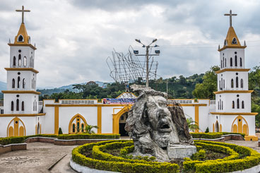CO150489E-San-Augustin-Jesus-statue-in-front-of-church.jpg CO150489E-San-Augustin-Jesus-statue-in-front-of-church.jpg