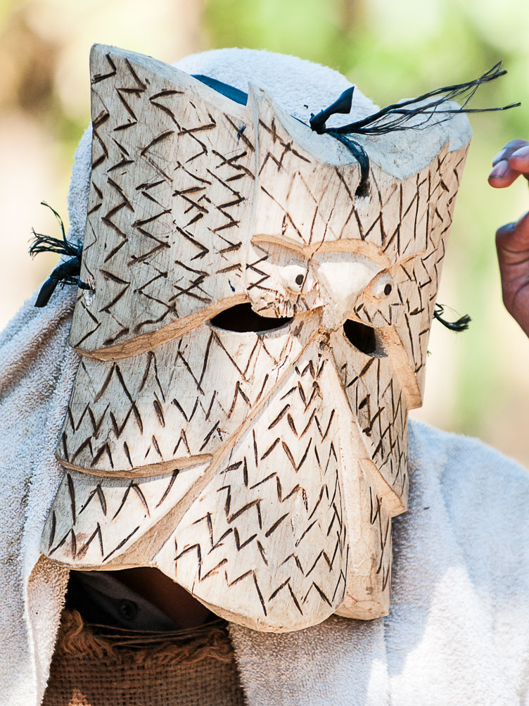 CR120977-Edit-Fantasy-mask-Rey-Curre-Fiesta-de-los-Diablitos.jpg