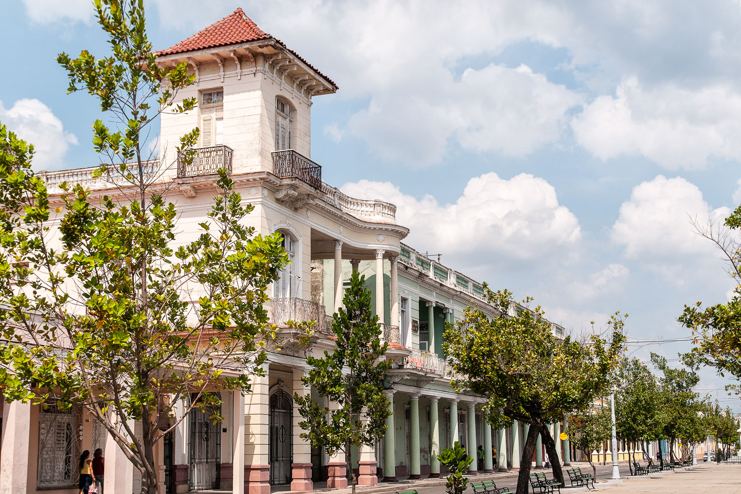 CU120461-Edit-Edit-Cienfuegos-streetview.jpg