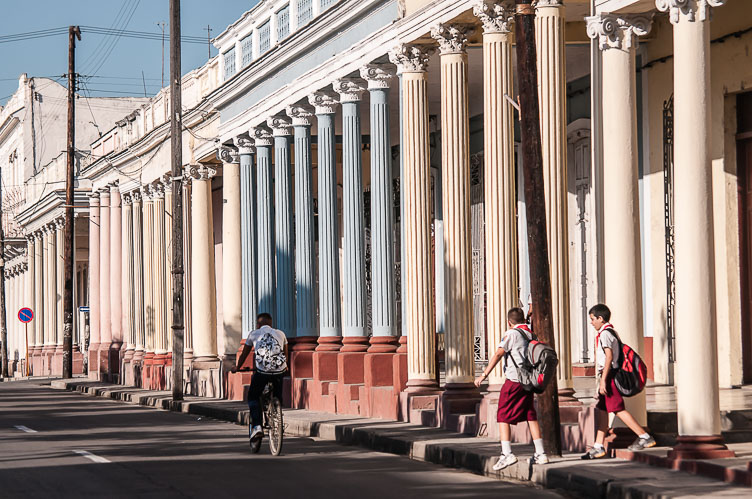 CU120552-Edit-Cienfuegos-streetview.jpg