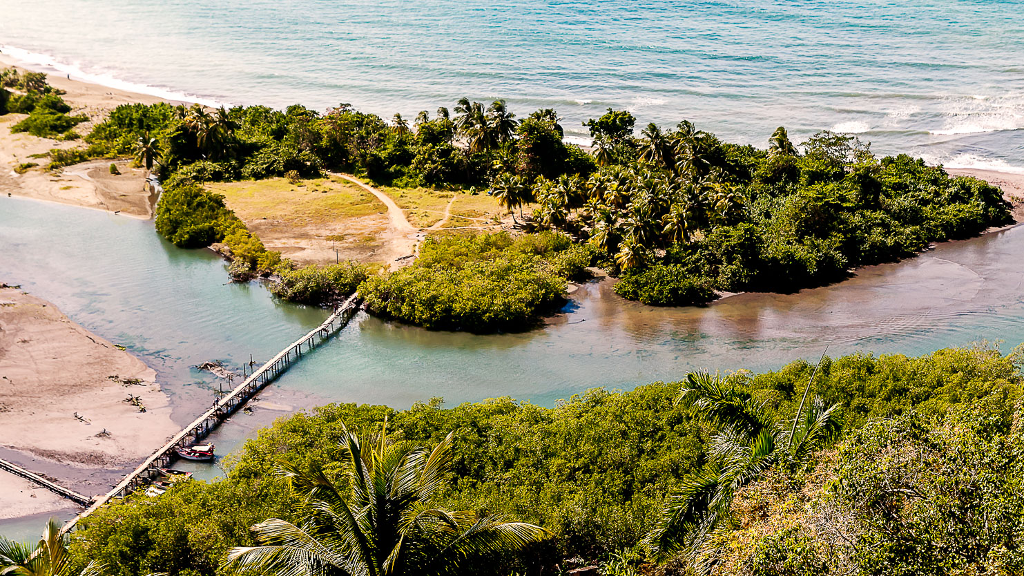 Baracoa-another view of the coast CU121033-Edit-Baracoa-another-view-of-the-coast.jpg