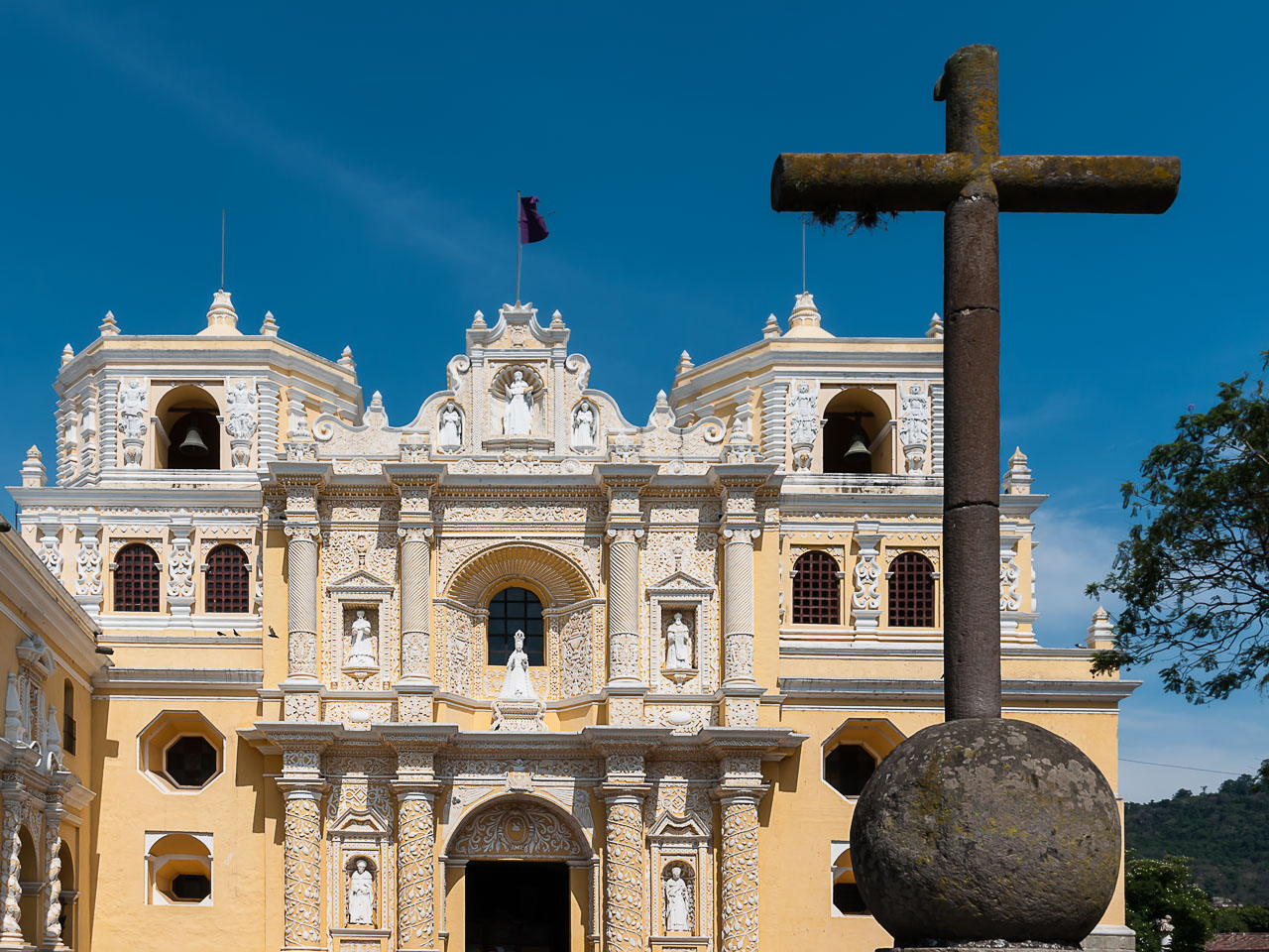 AN120015-Edit-La-Merced-Church.jpg