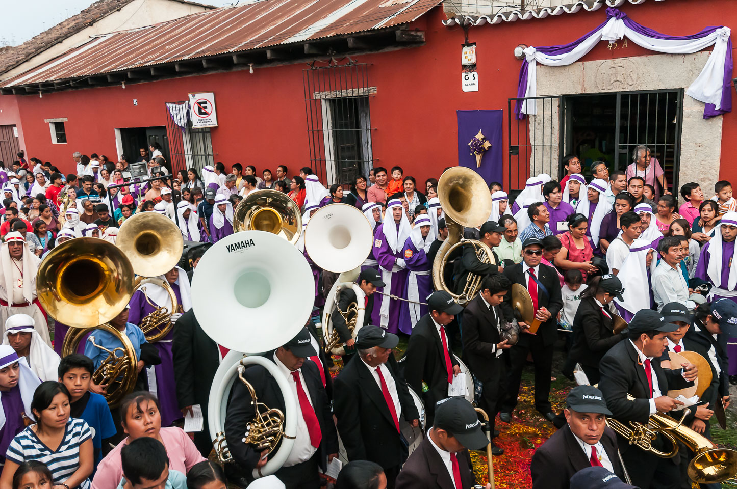 AN120268-Edit-Procession-walking-over-a-carpet.jpg