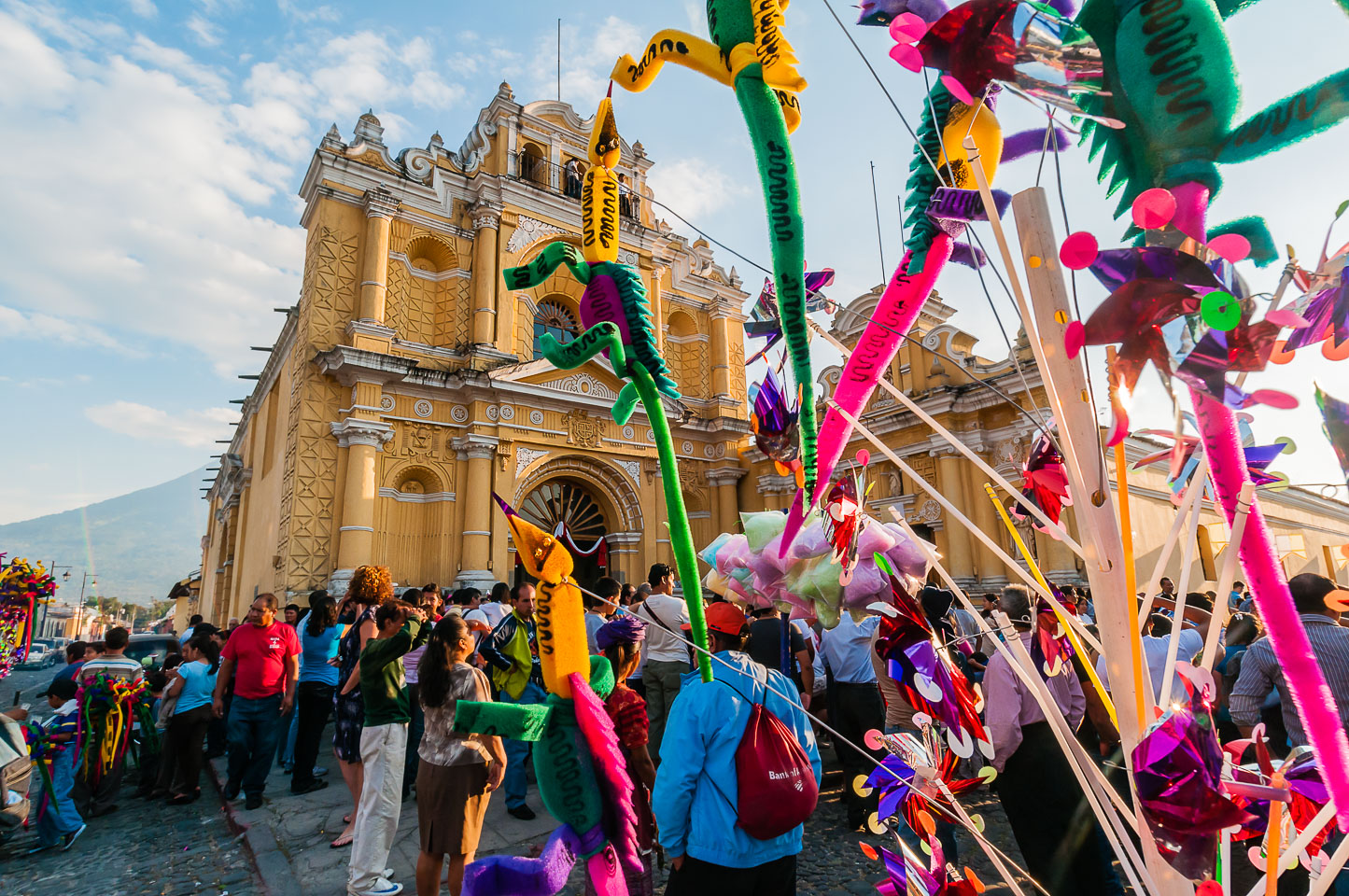 AN120779-Edit-Procession-Domingo-de-Resurreccion_.jpg