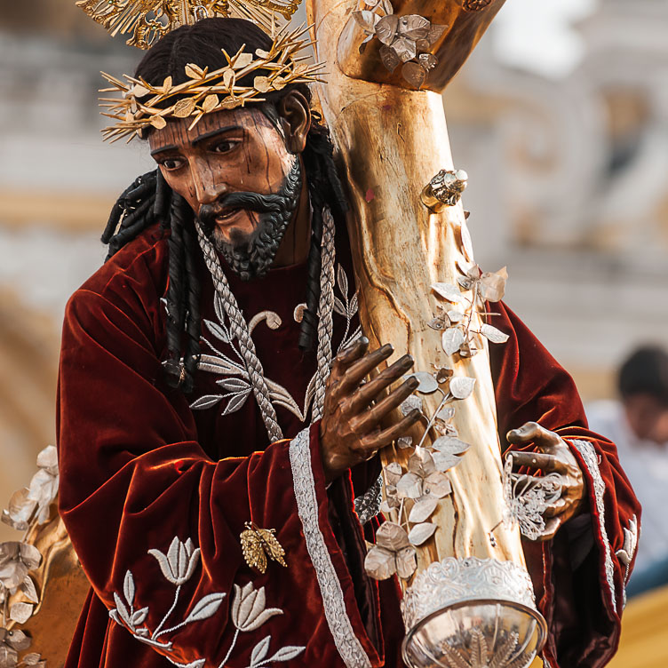 AN120227-Edit-Jesus-Nazareno-from-La-Merced-Church.jpg