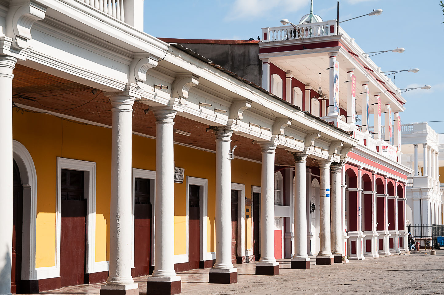 NI120122-Edit-Granada-Plaza-Major.jpg