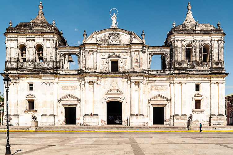 NI120014-Edit-The-leon-cathedral.jpg