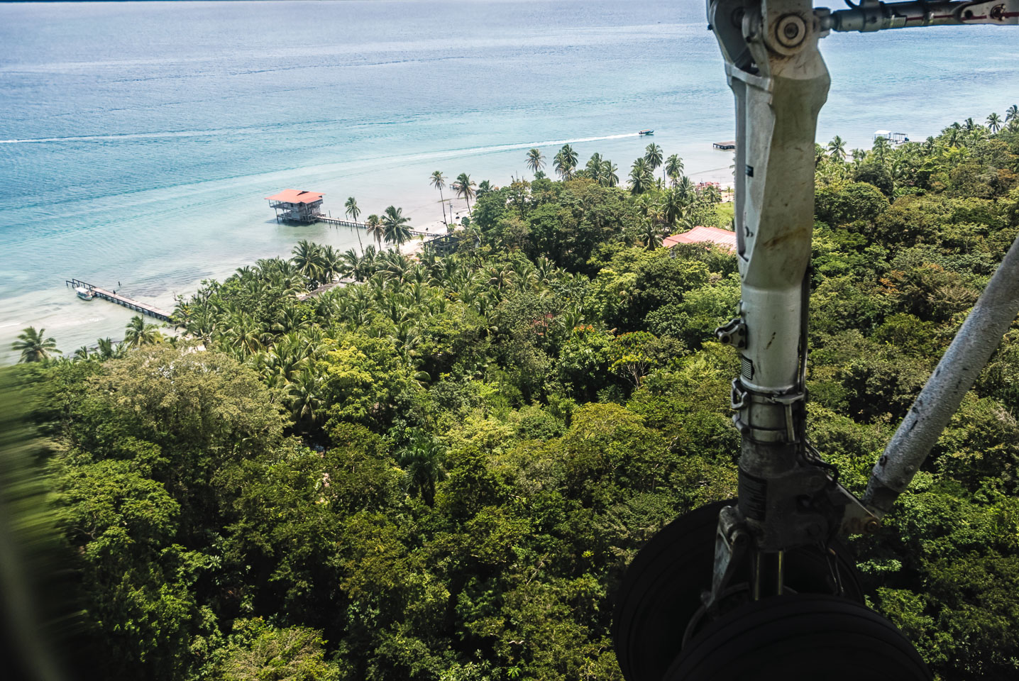 PA150111E-Bocas-del-Toro-the-approach.jpg