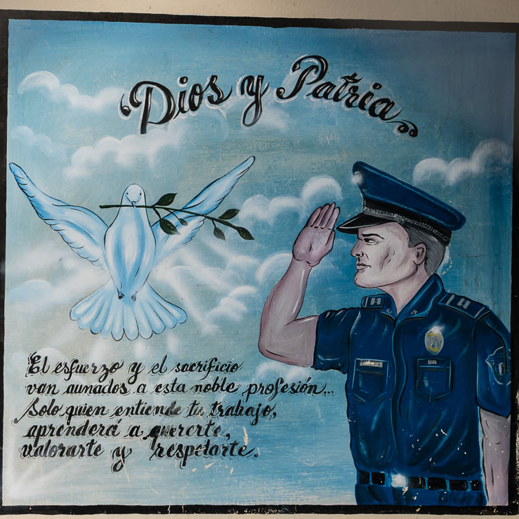 Peaceful police in Bocas del Torro PA150147-Peaceful-police-in-Bocas-del-Torro.jpg